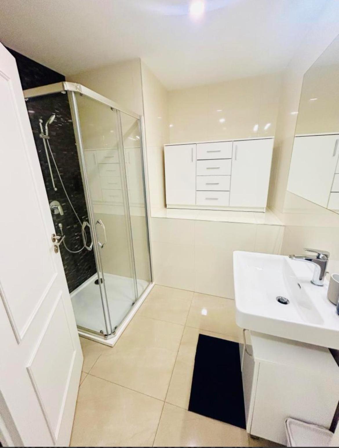 New Design & Style Apartments 50M From Wenceslas Square Prague Exterior photo